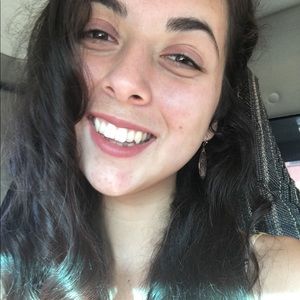 Meet your Posher, Sara